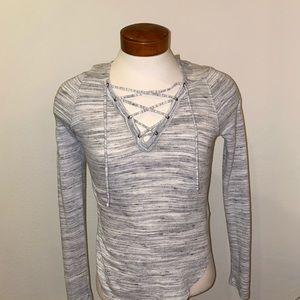 Cross neck, long sleeve shirt